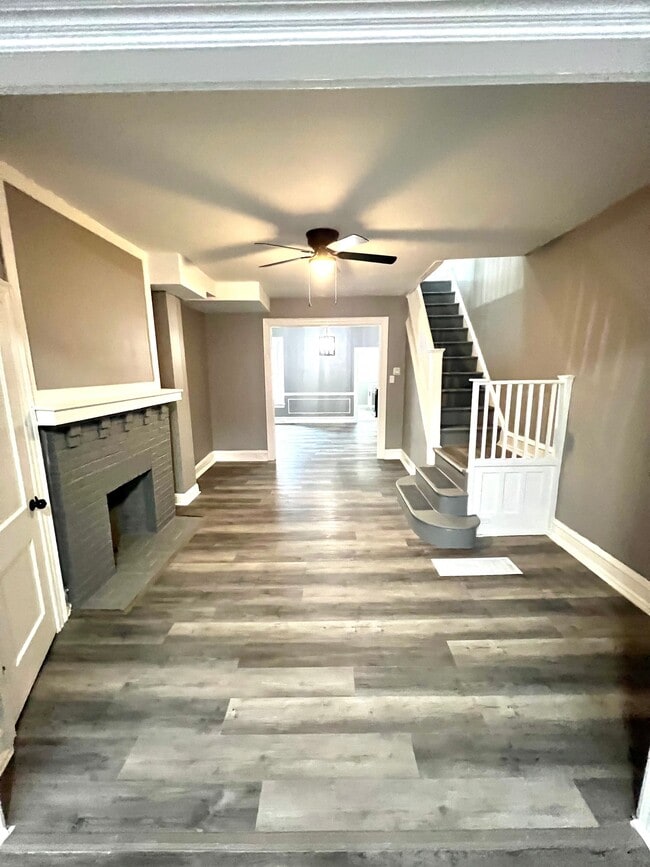 Photo - 5632 Warrington Ave