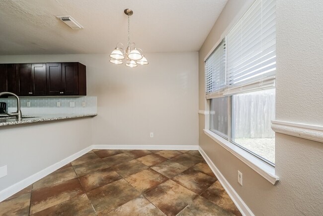 Photo - 7322 Fox Forest Tr