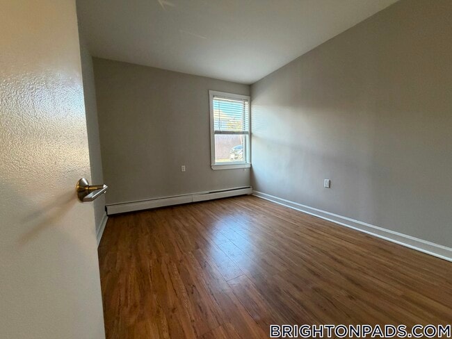 Photo - 9 Bronsdon St Unit 19B-F