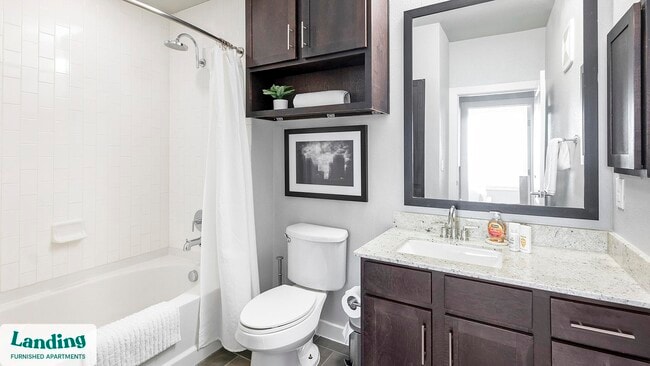 Photo - 4300 Cromwell Dr Unidad 1212