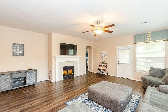 Photo - 13601 May Pine Ct