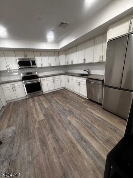 Photo - 81-83 Hawthorne Avenue Unit 3 Unit 3