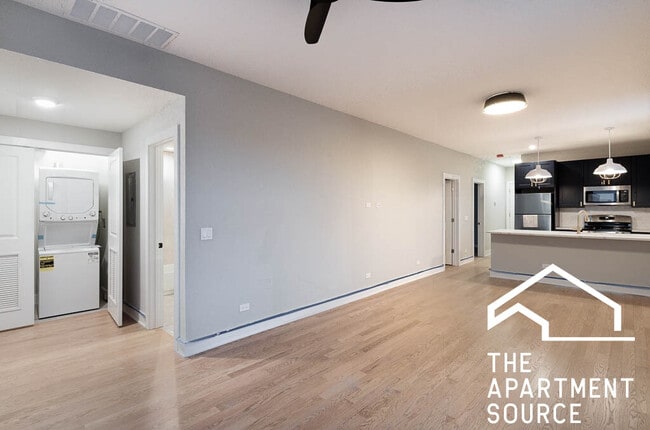 Photo - 4409 N Seeley Ave Unit 3B