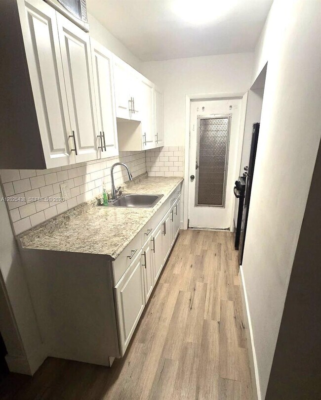 Photo - 8040 Tatum Waterway Dr Unit 2