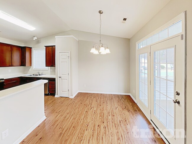 Photo - 401 Tortoise Ln