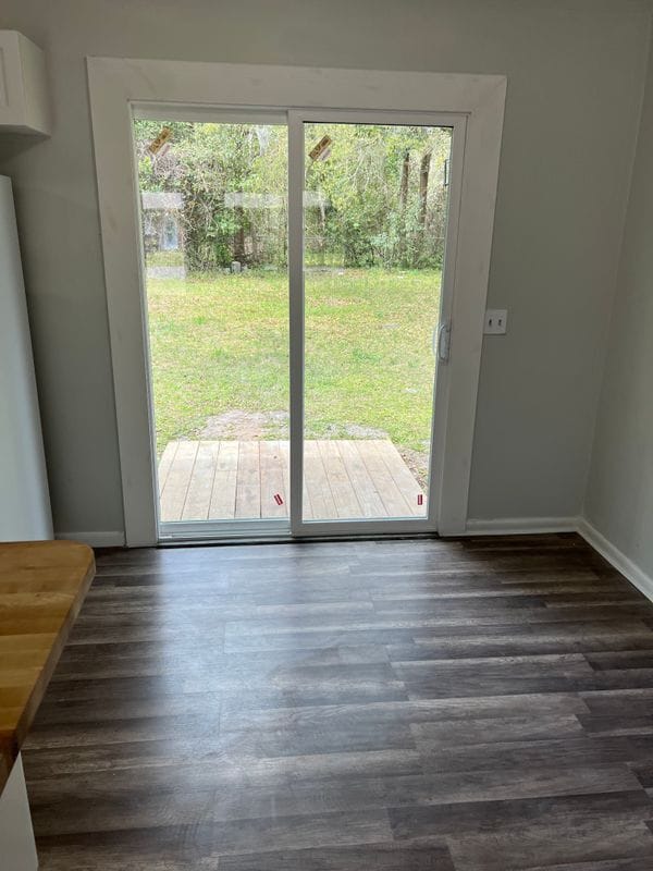 Photo - 138 NE Alpha Terrace