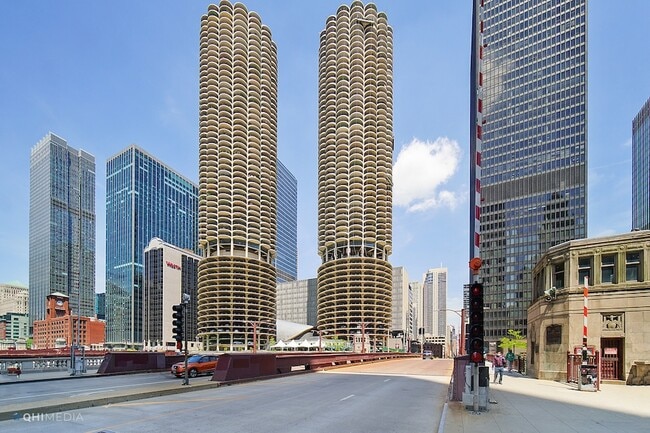 Building Photo - 300 N State St Unit 4303