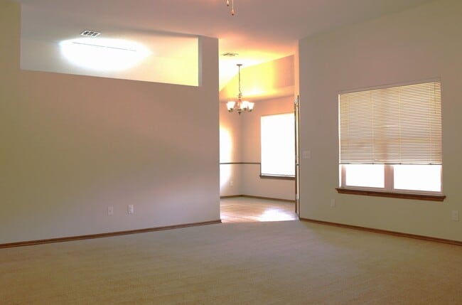 Photo - 2720 SE 95th St