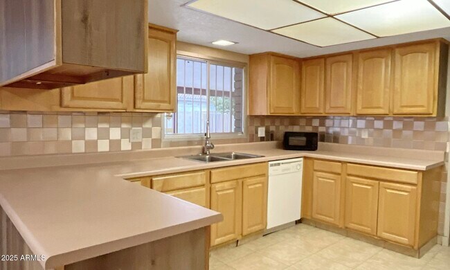 Photo - 5802 W Frier Dr