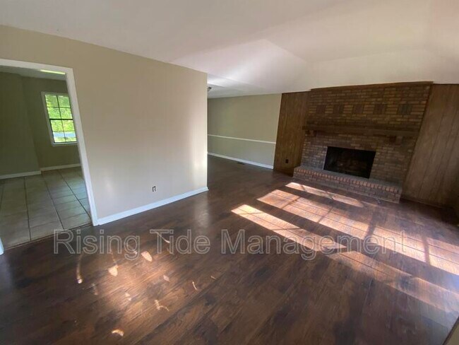 Photo - 1133 3rd Plaza