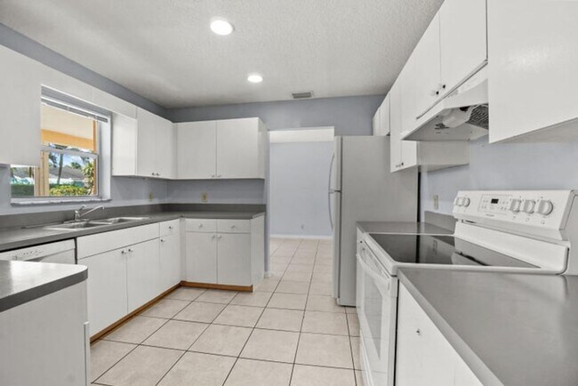 Photo - 4128 Chestnut Ave
