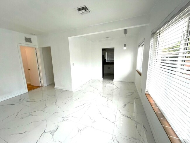 Photo - 12055 NE 9th Ave