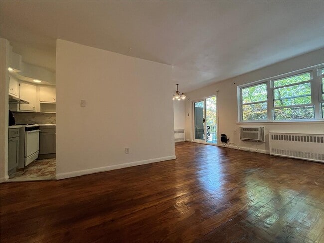 Photo - 2077 E 54th St Unit 2