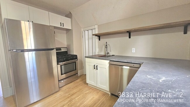 Photo - 3832 Harriet Ave Unit 2