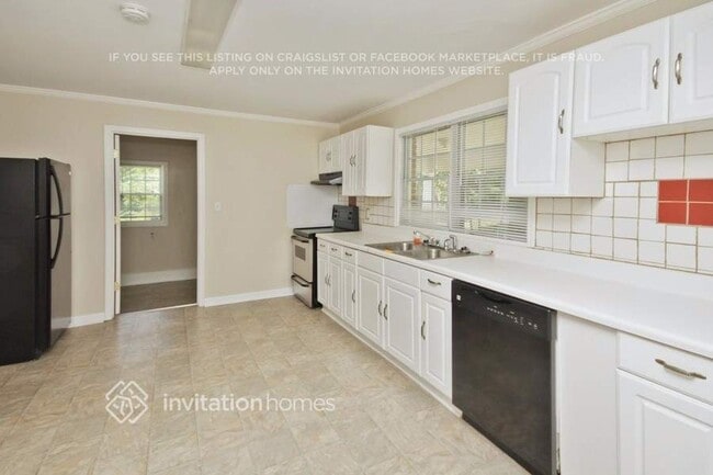 Photo - 6323 Temple St