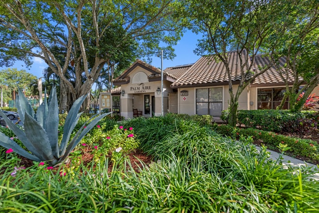 Building Photo - Palm Aire Gardens Rental