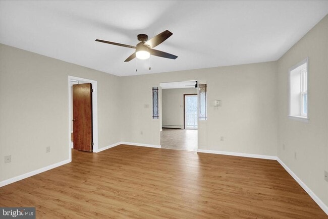 Photo - 1613 Shoey Rd Unit APT-A