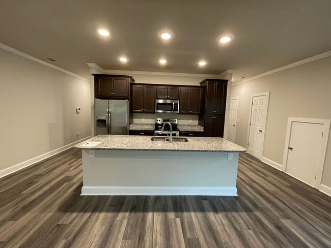 Photo - PRE-LEASING FOR AUGUST 2026!