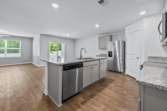 Photo - 138 Cotton Bluff Ct