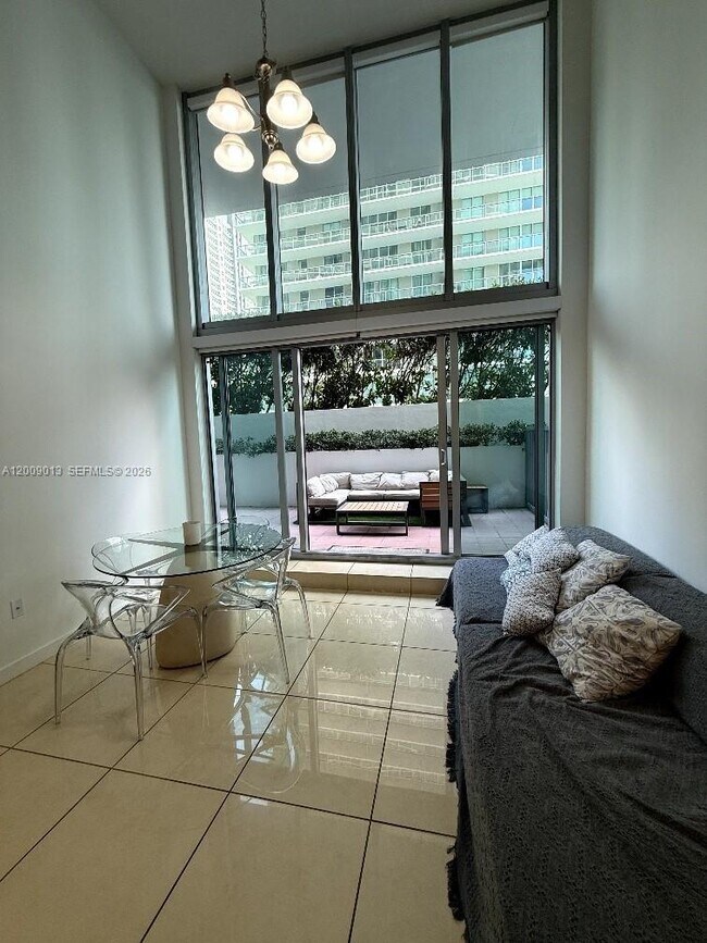 Photo - 1111 SW 1st Ave Unit TH-14