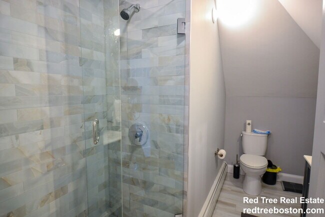 Photo - 8 South St Unit 3