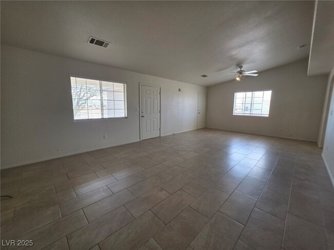 Photo - 1940 Pershing Ave