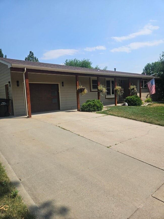 Photo - 514 Belmont Dr