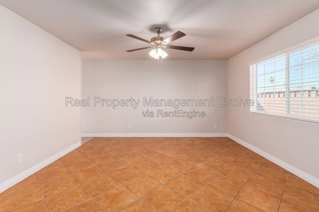 Photo - 5438 S 46th Pl