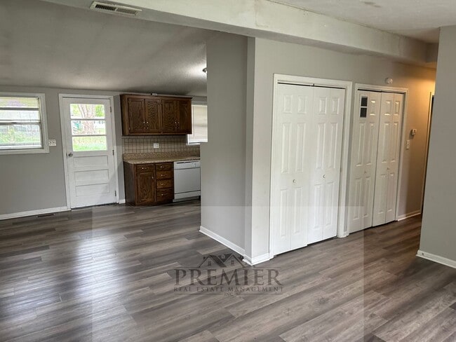 Photo - 505 N Geronimo Dr