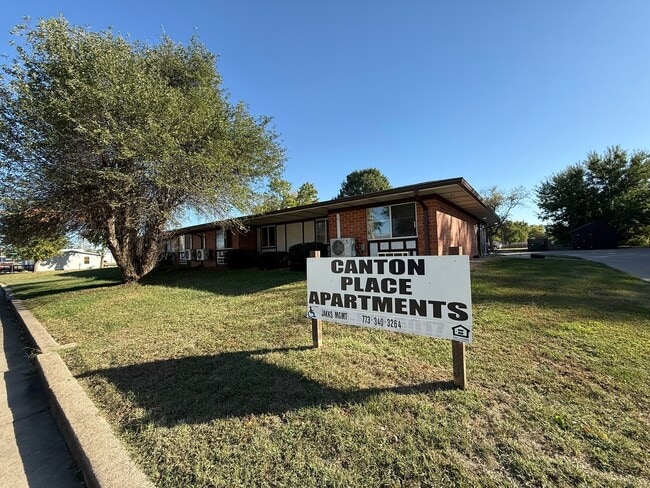 Building Photo - 500 S 3rd Ave