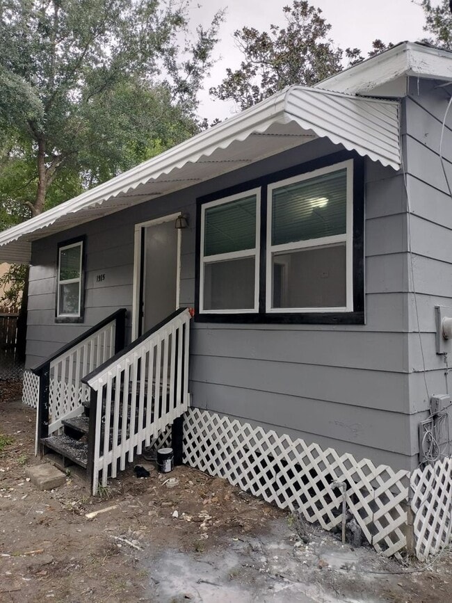 Photo - Fully Renovated 3/1 Single Family Ready for Move In!!!