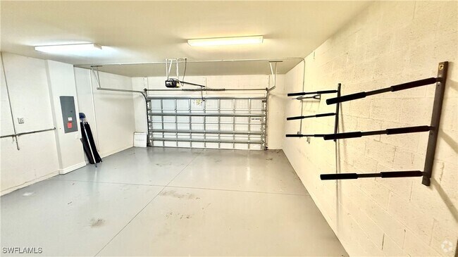 Building Photo - 7293 Birchmore St Rental