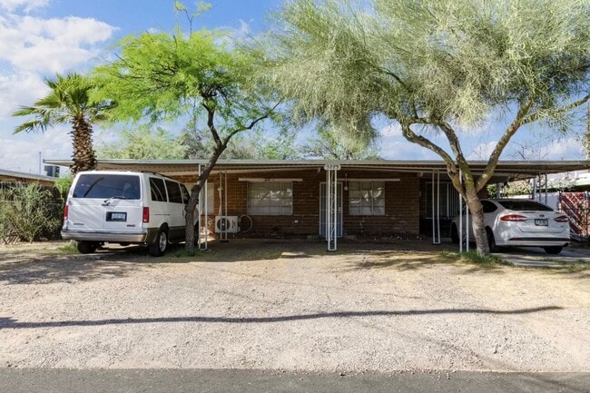 Photo - 3225 E Patricia St Unit 1