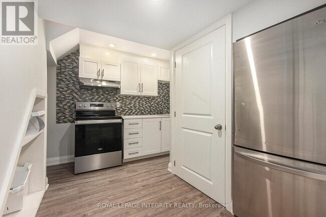 Photo - 1859 Belcourt Blvd