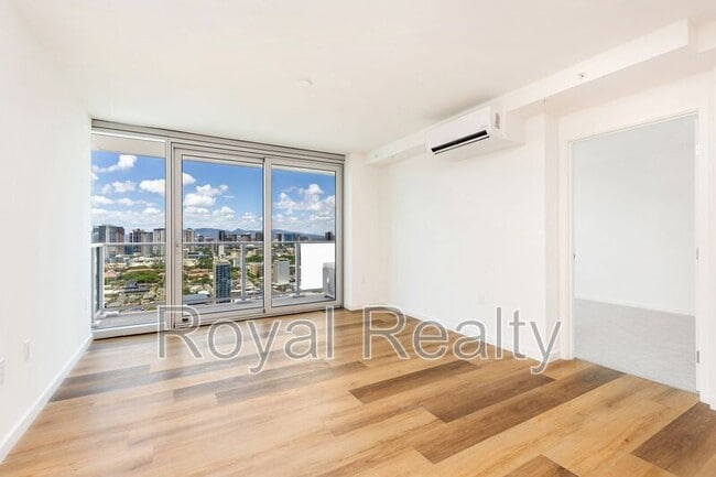 Photo - 1515 Liona St Unidad #3114