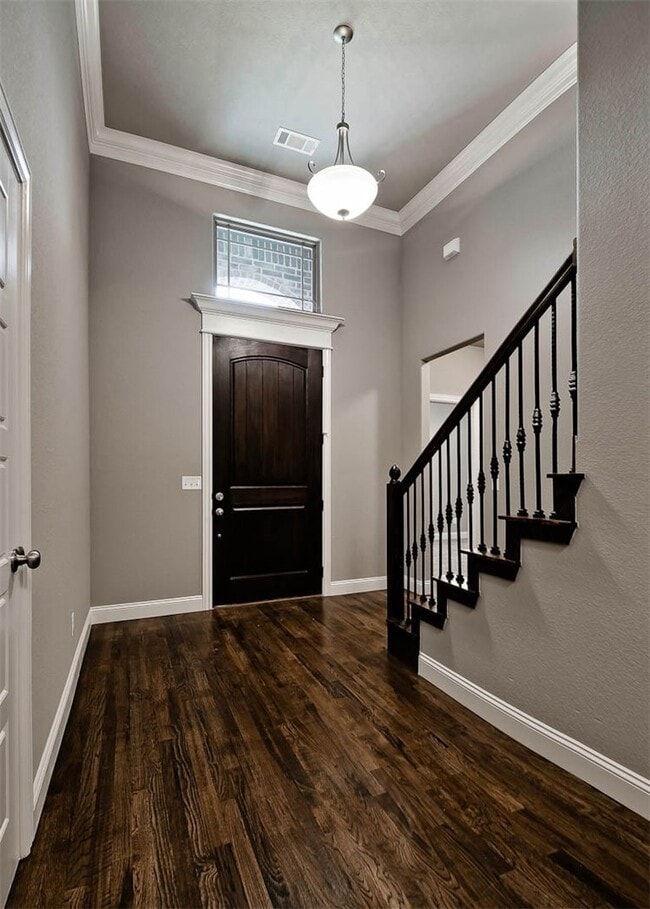 Photo - 703 SE Fullerton St