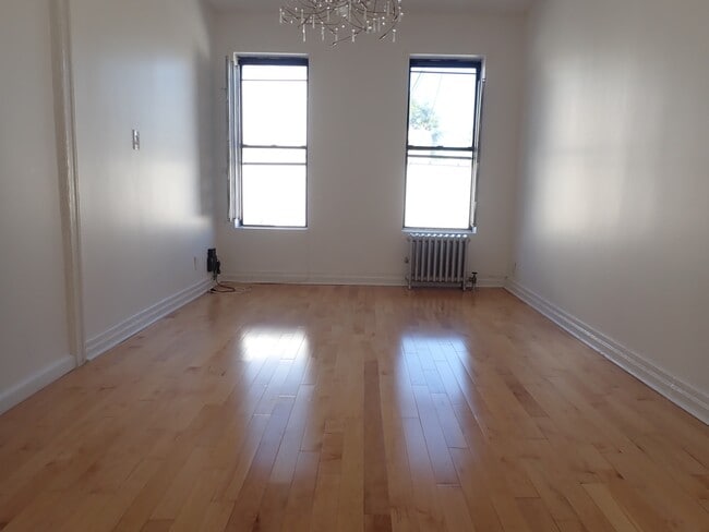Building Photo - 1226 Nostrand Ave Unit 2R Rental