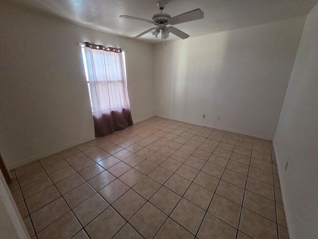 Photo - 2704 E Kearney St Unit 6