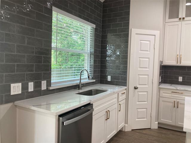 Photo - 2814 W Eighteenth St