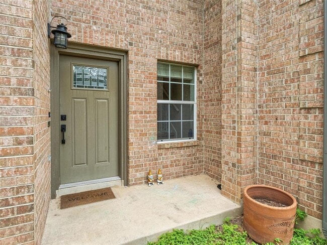 Photo - 6630 Hillside Terrace Dr