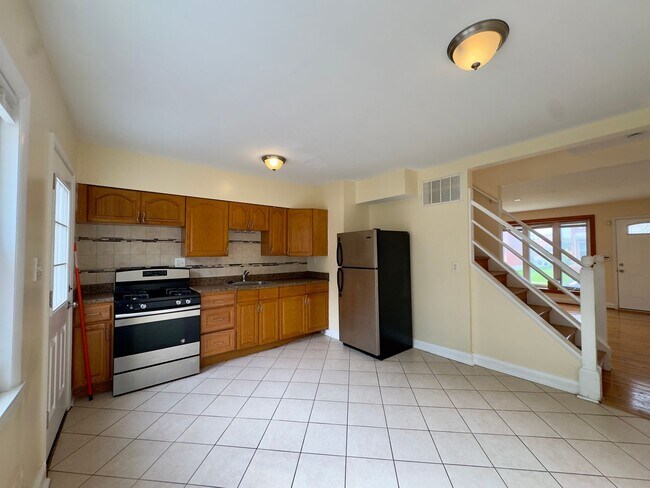 Photo - 1243 S Grantley St