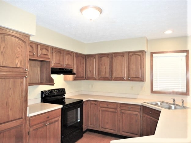 Photo - 373 Winterset Dr