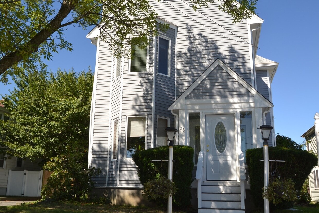 Photo - 28 Trowbridge St (Belmont, MA)