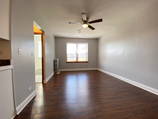 Photo - 4031 N Kenmore Ave Unit 409