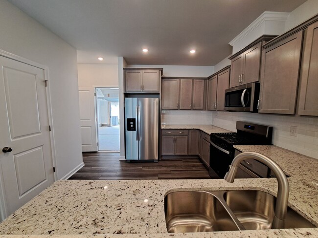 Photo - Charming 3 beds 2.5 baths in Fuquay Varina! Unit 403_PARKER_STATION_AVE