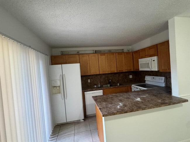 Photo - 238 Woodland Rd