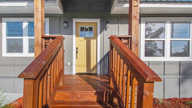 Photo - 112 N Gayle Ave