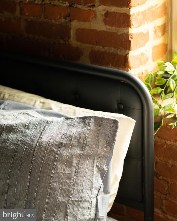 Photo - 437 W Grant St Unit 303