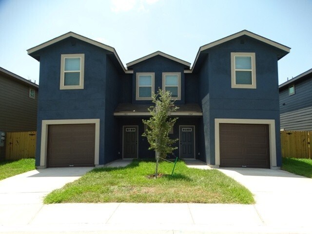 Photo - 7010 Lakeview Dr.