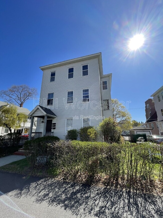 Photo - 119 West St